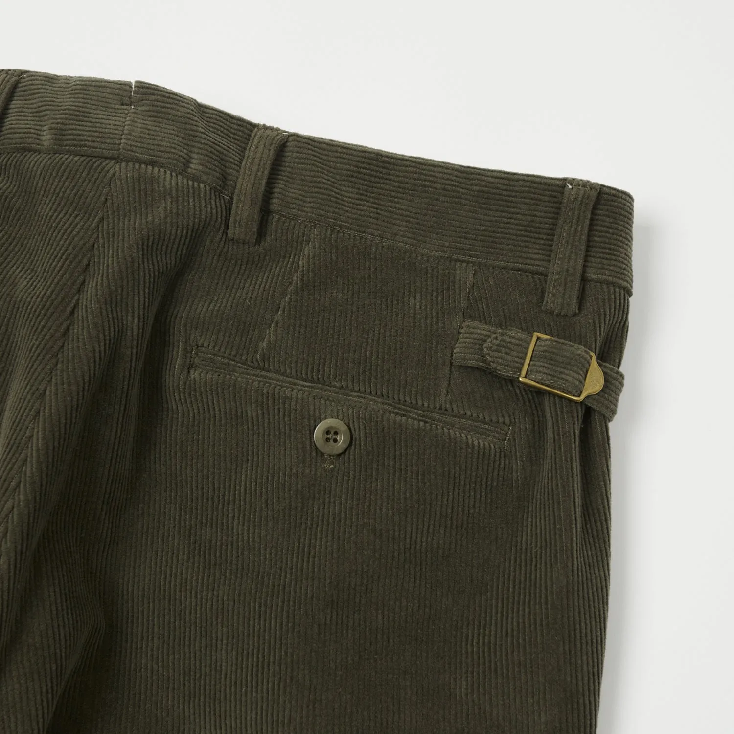 East Harbour Surplus Barry Corduroy Trouser - Green