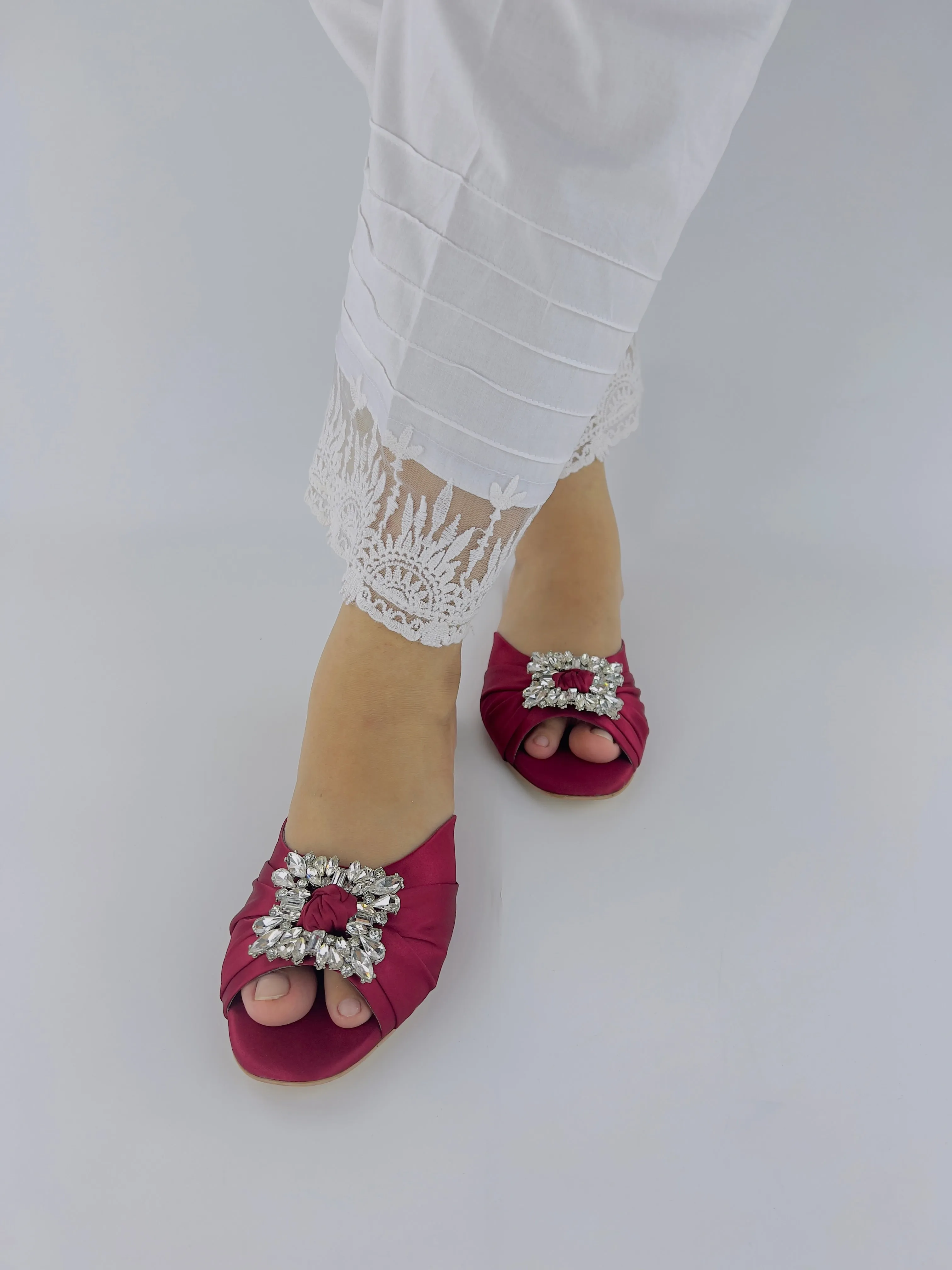 Spunkz Peep Toe Crystal Brooch Burgundy Flat Slippers